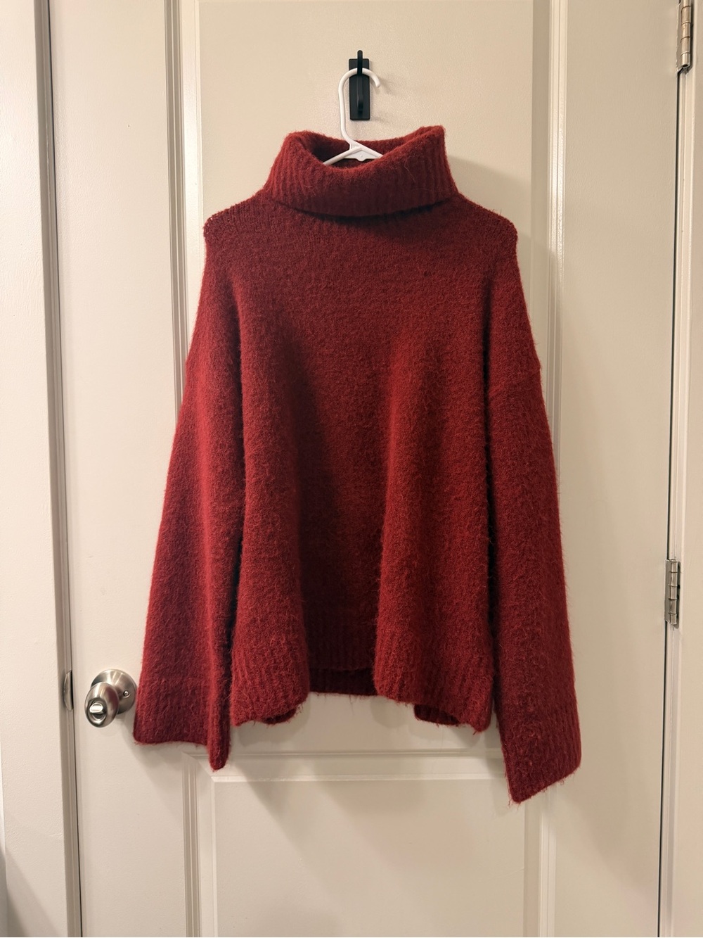 SNDYS Relaxed Turtleneck Sweater in Deep Burgundy